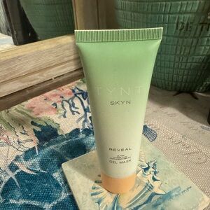 TYNT SKYN Reveal gel mask